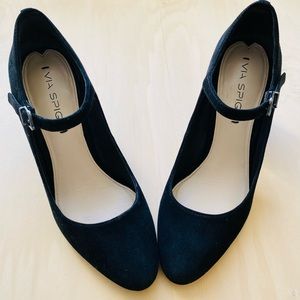 Via Spiga V-Deanna black Mary Jane suede shoes